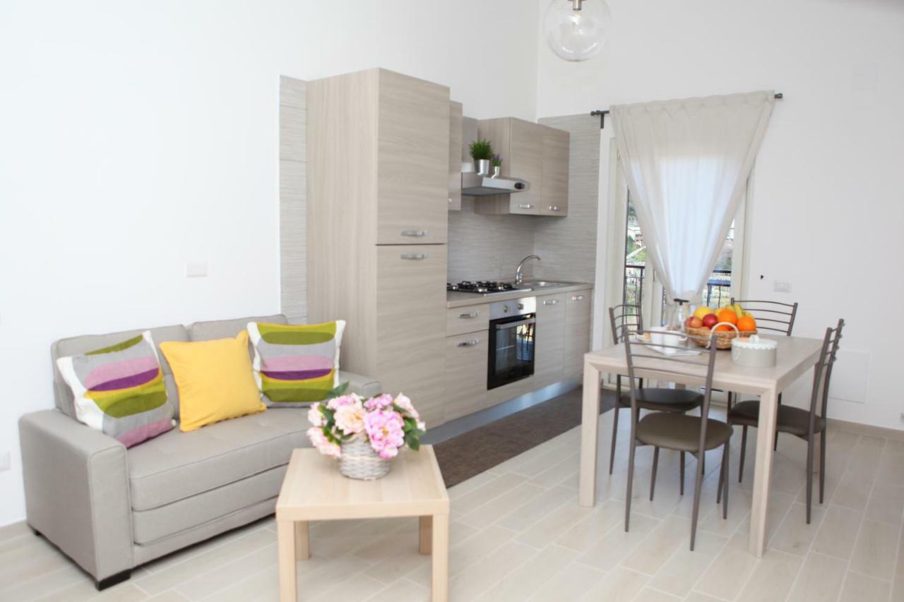 Rosy House - Hospitality Apartman Pimonte Kültér fotó