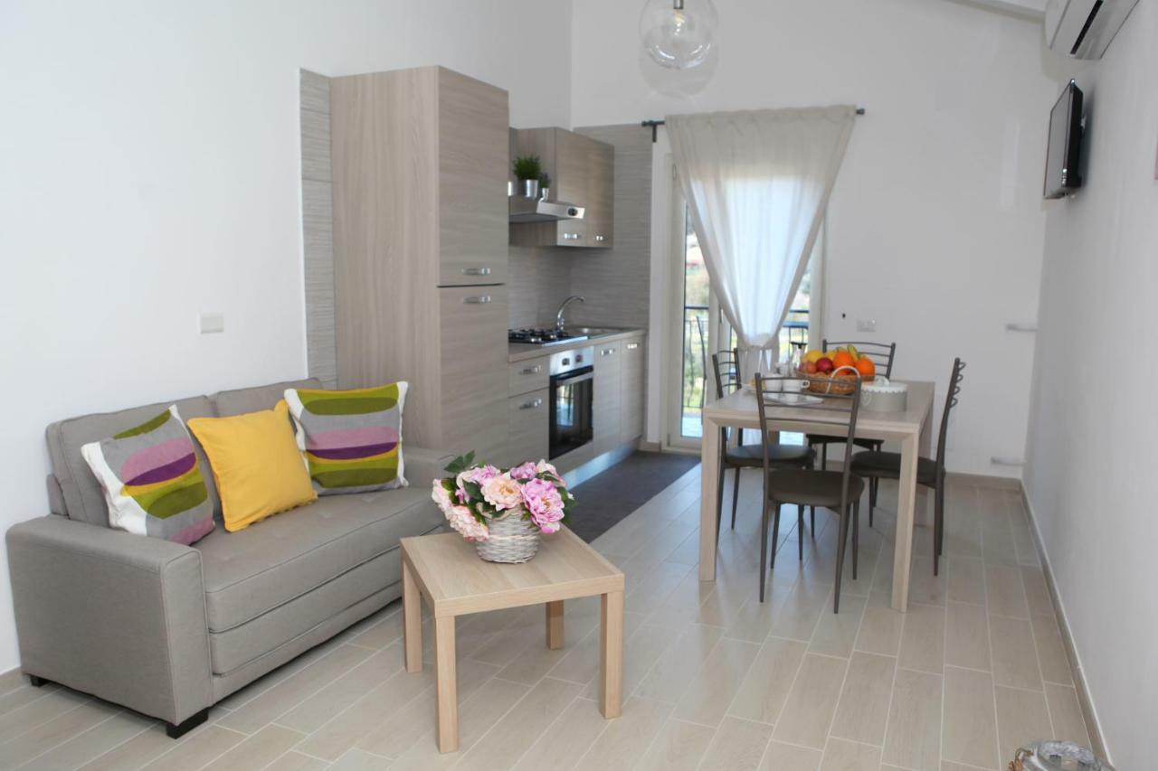 Rosy House - Hospitality Apartman Pimonte Kültér fotó